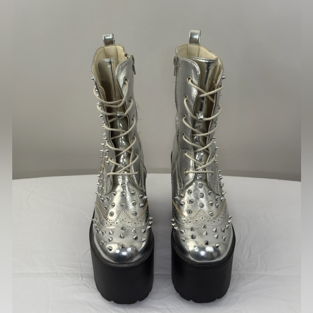 CHROME SPIKED PLATFORM BOOTS